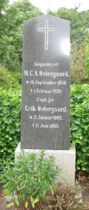 Erik  Oestergaard .jpg